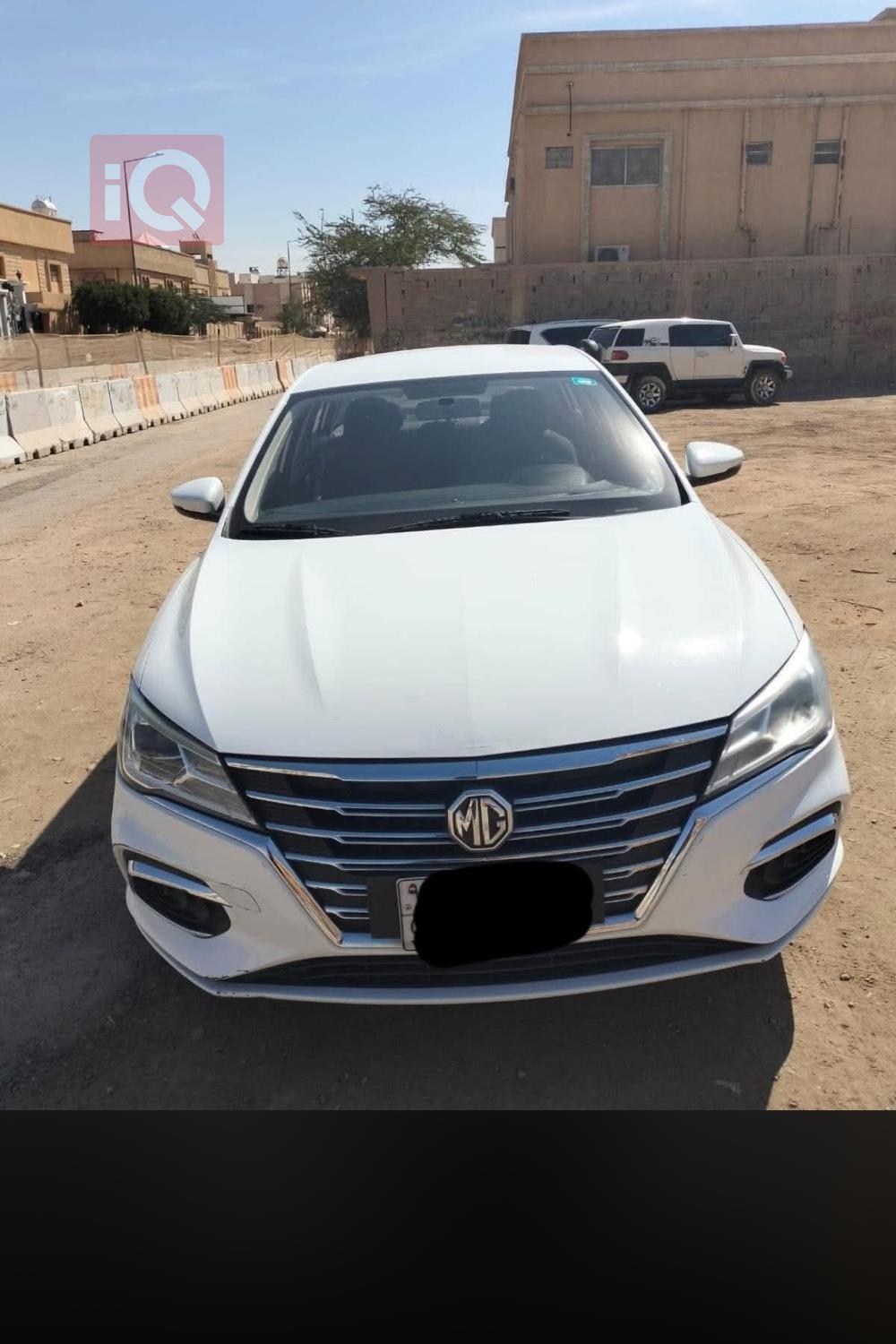 MG 5